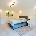 Lian Apartman